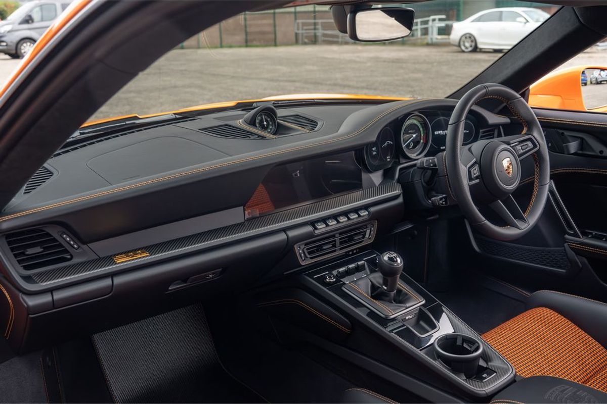 2025 Porsche 911 (992) S/T