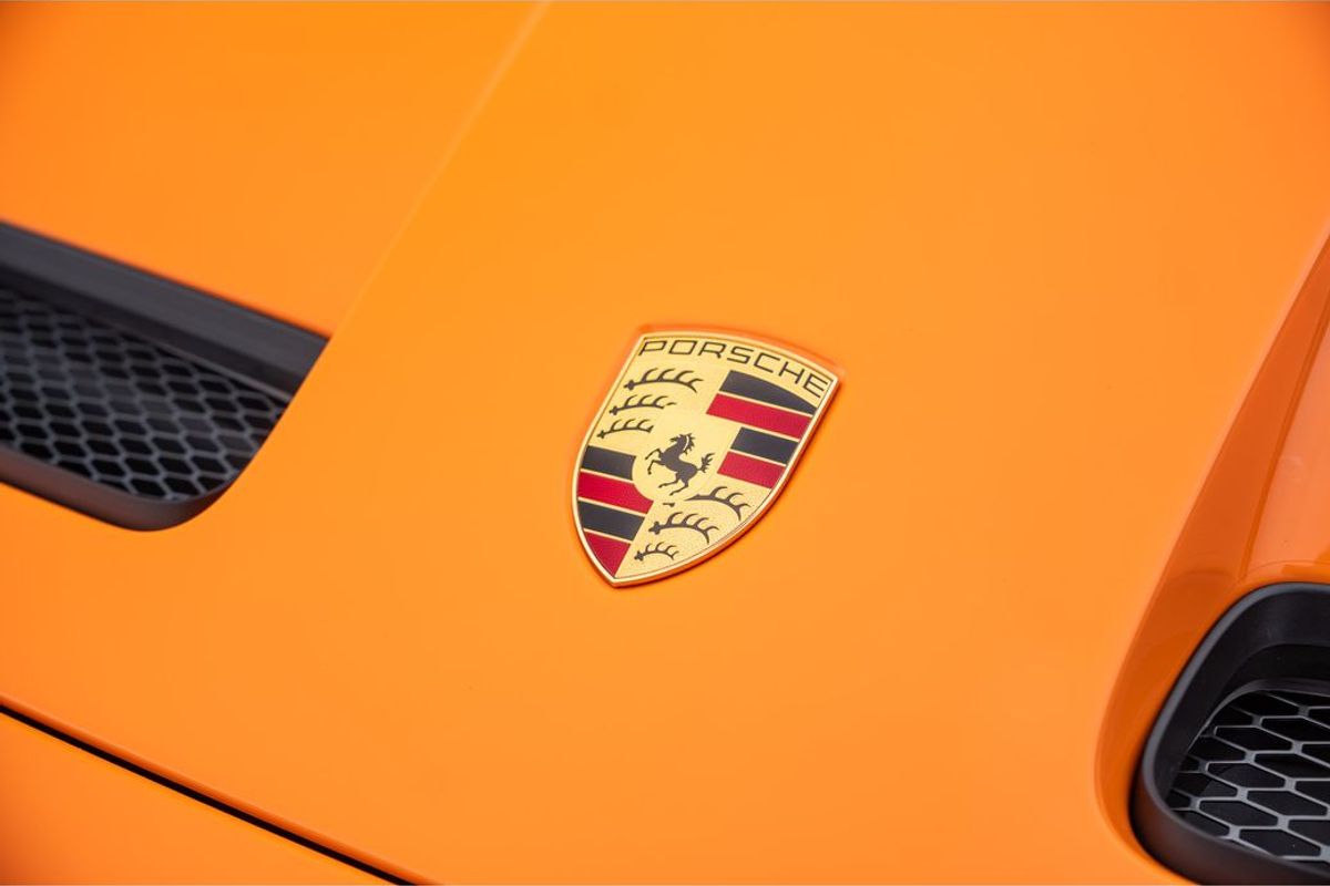 2025 Porsche 911 (992) S/T