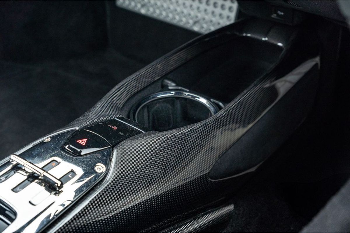 2022 Ferrari SF90 Spider Assetto Fiorano