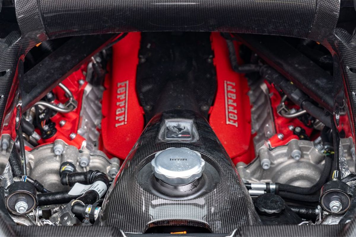 2022 Ferrari SF90 Spider Assetto Fiorano