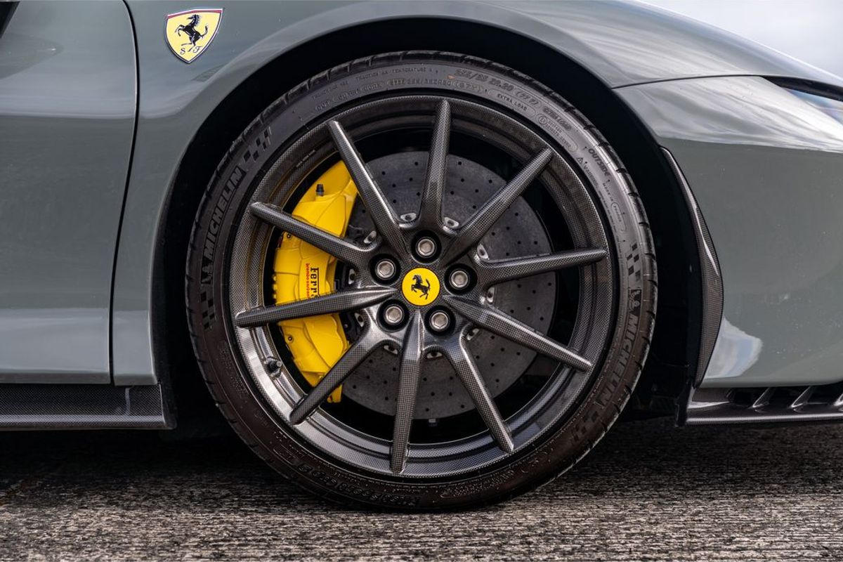 2022 Ferrari SF90 Spider Assetto Fiorano