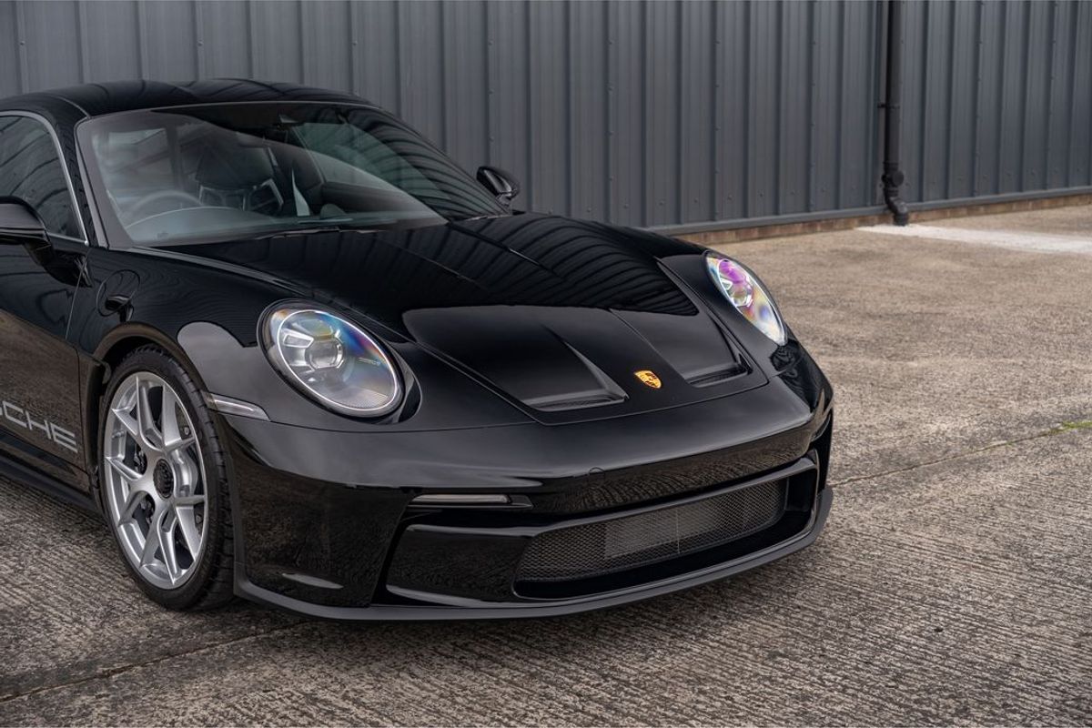 2025 Porsche 911 (992) S/T