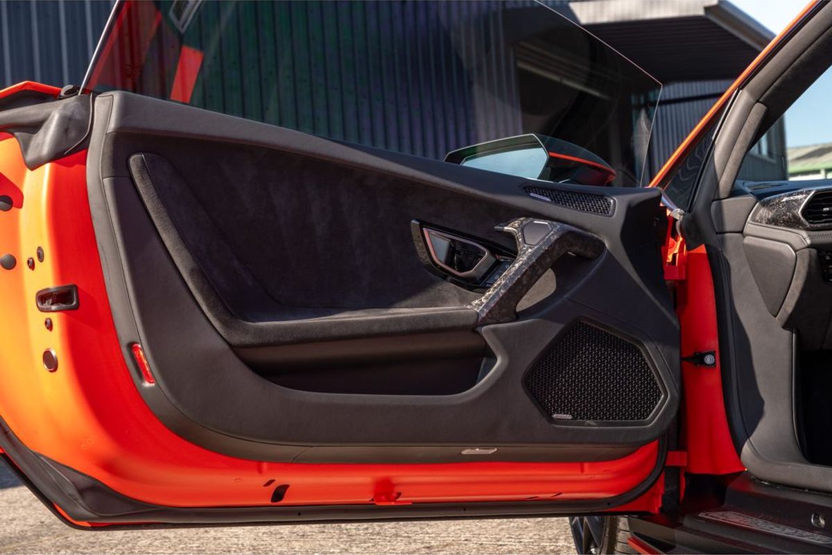 2021 Lamborghini Huracan Fluo Capsule