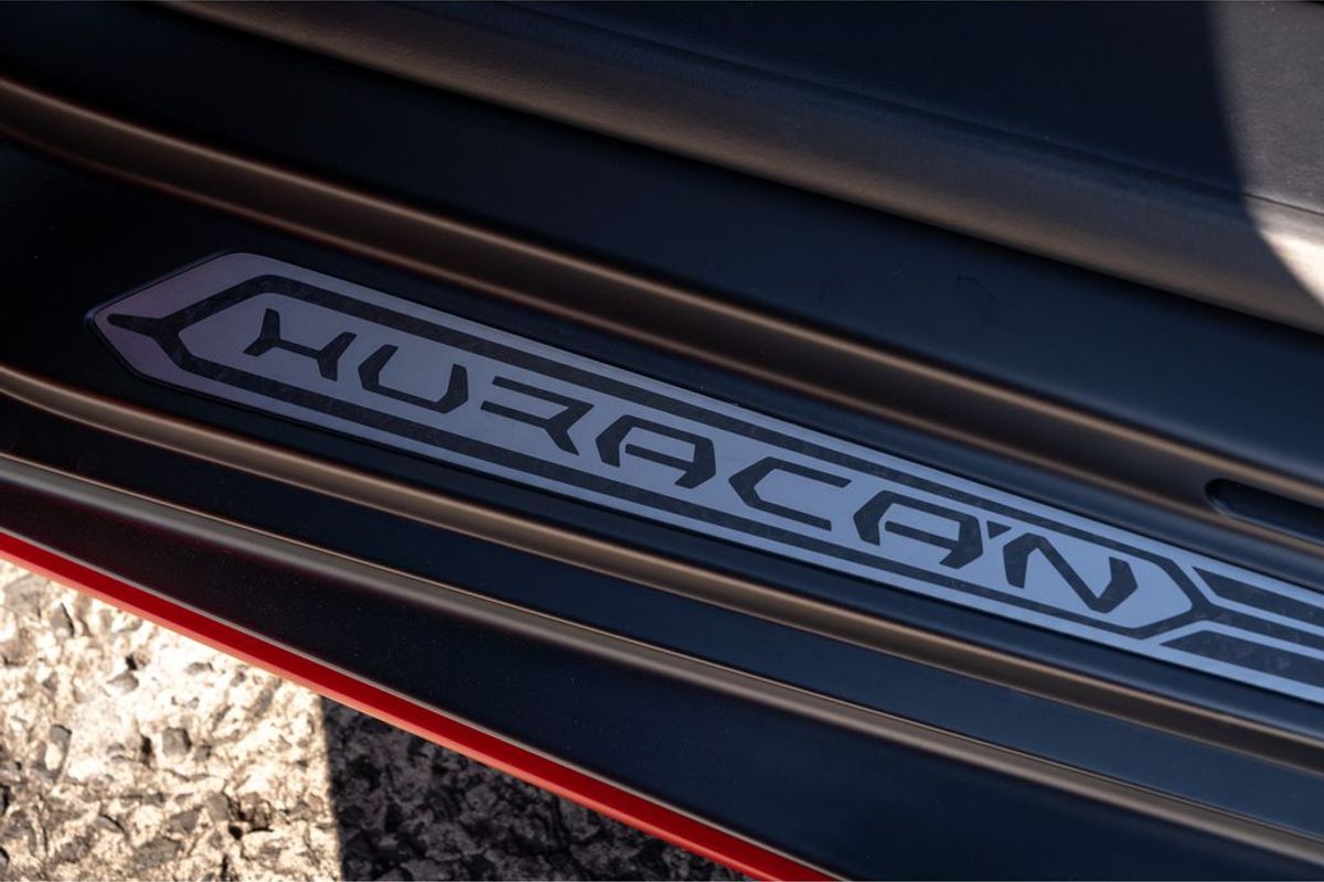 2021 Lamborghini Huracan Fluo Capsule