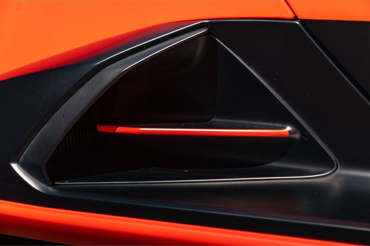2021 Lamborghini Huracan Fluo Capsule