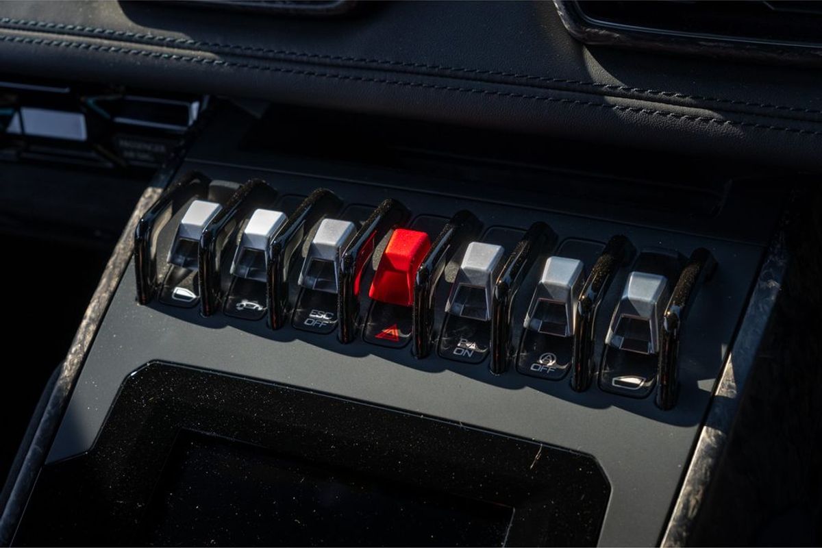 2021 Lamborghini Huracan Fluo Capsule
