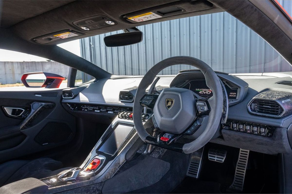 2021 Lamborghini Huracan Fluo Capsule