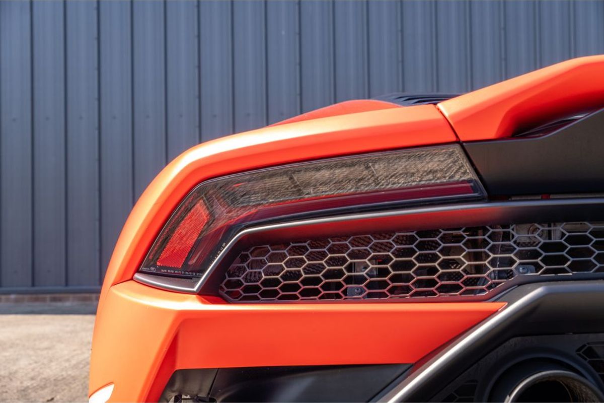2021 Lamborghini Huracan Fluo Capsule