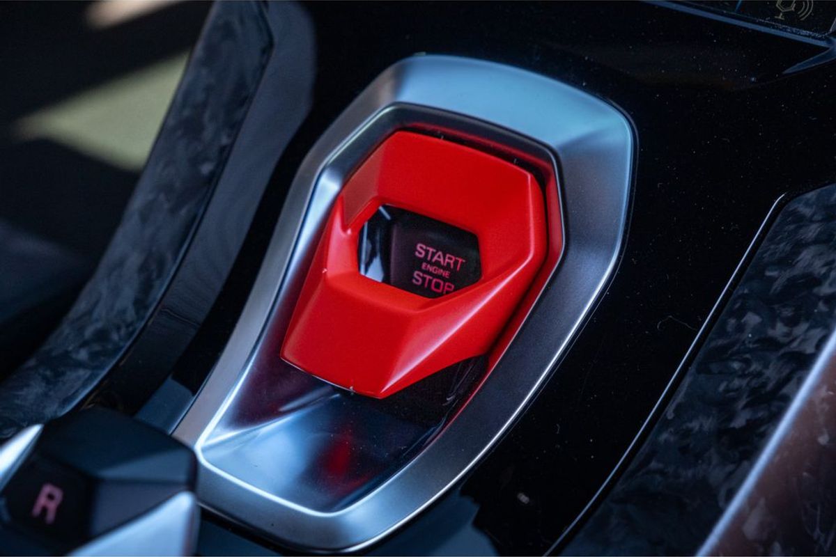 2021 Lamborghini Huracan Fluo Capsule