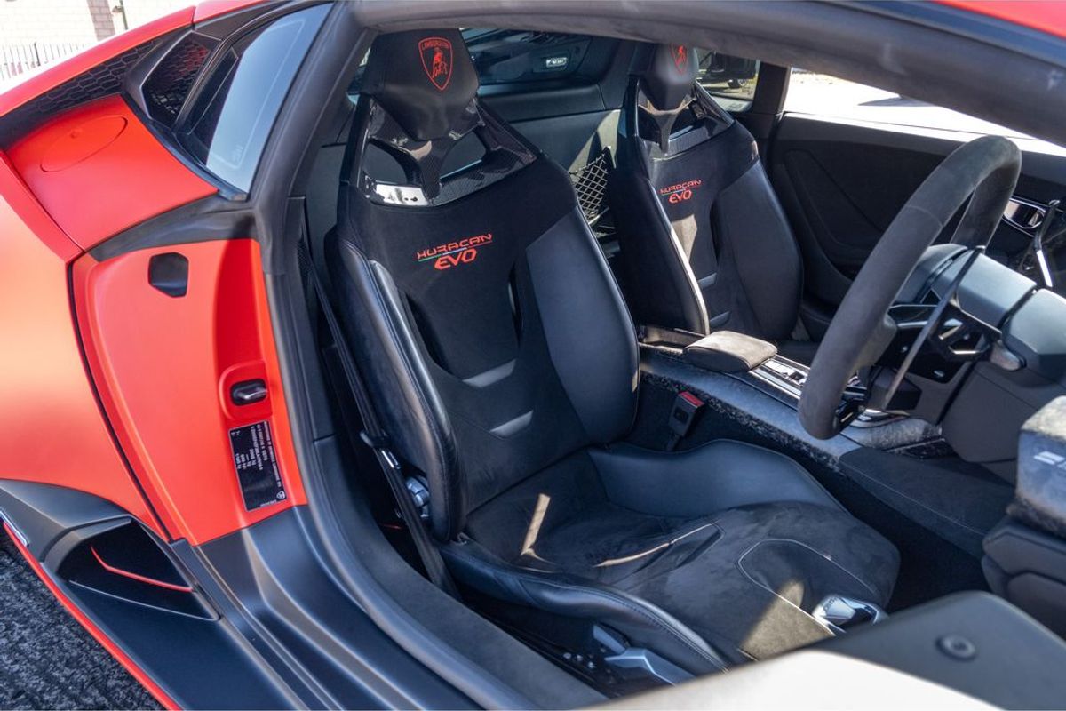 2021 Lamborghini Huracan Fluo Capsule
