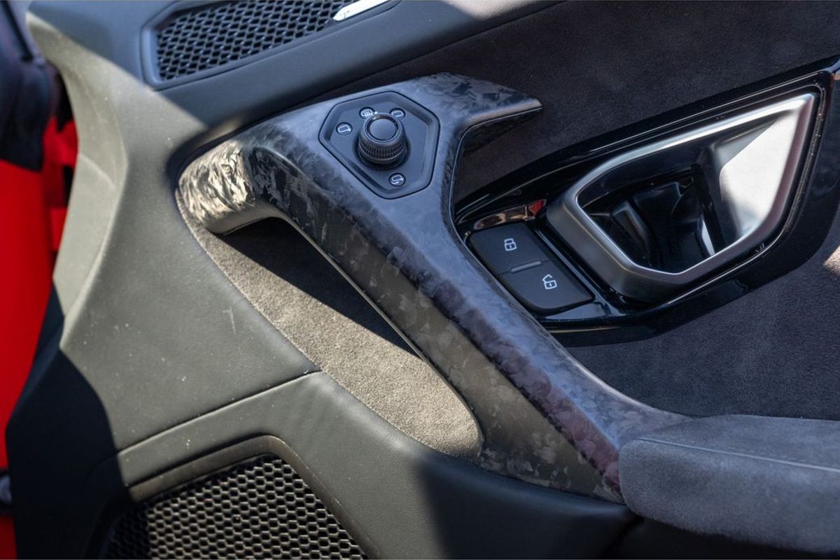 2021 Lamborghini Huracan Fluo Capsule