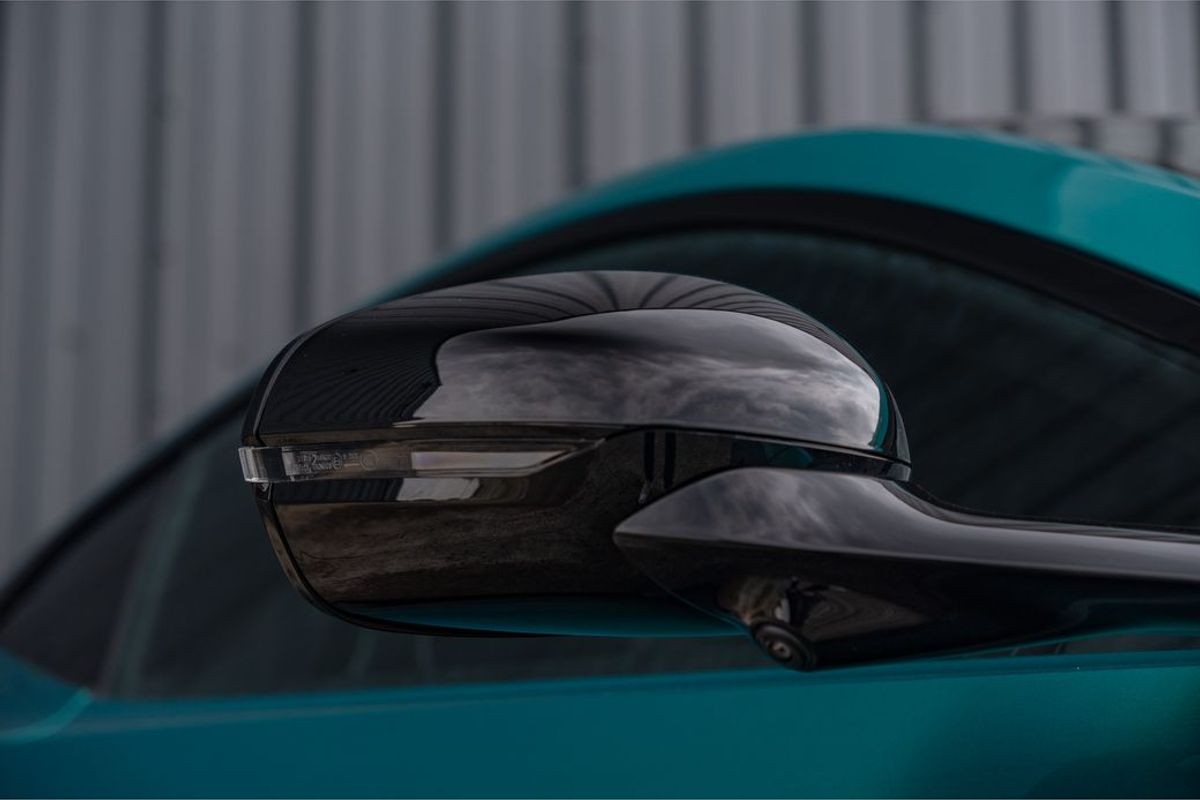 2025 Aston Martin V8 Vantage