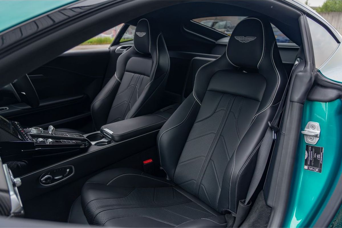 2025 Aston Martin V8 Vantage