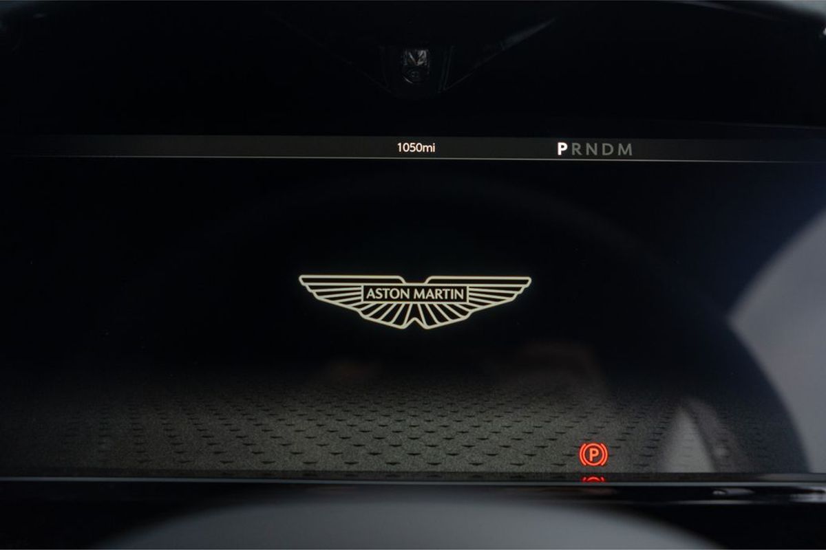 2025 Aston Martin V8 Vantage