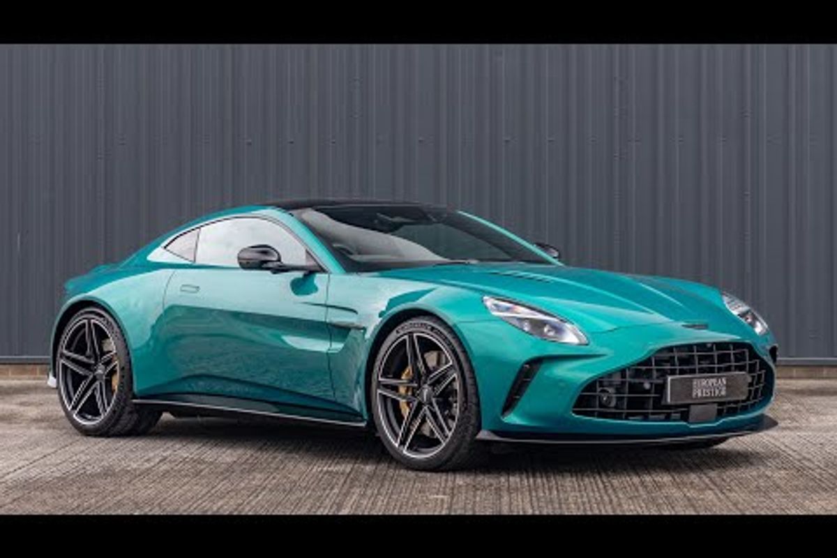 2025 Aston Martin V8 Vantage