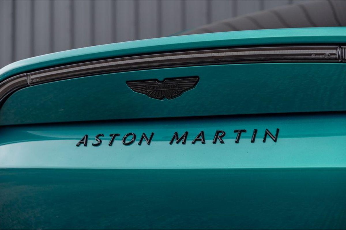 2025 Aston Martin V8 Vantage