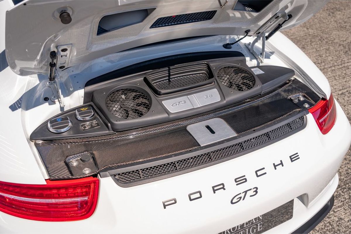 2014 Porsche 911 (991.1) GT3