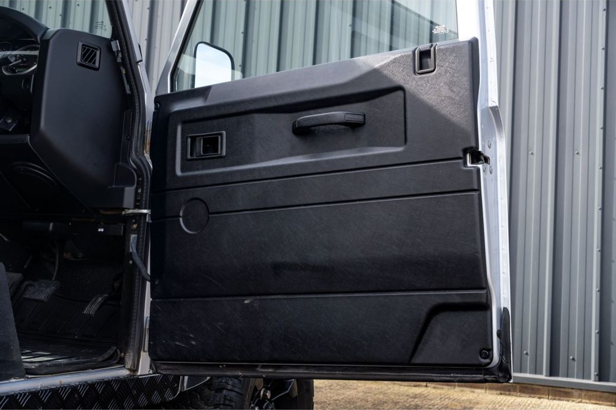 2012 Land Rover Defender 110