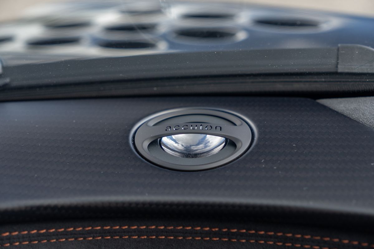 2022 Bugatti Chiron Super Sport 300+