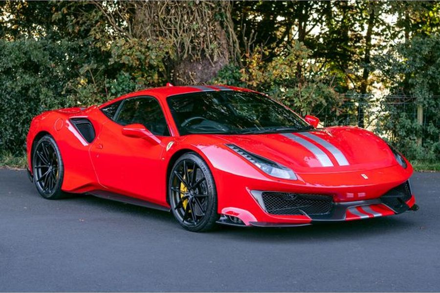 Ferrari 488