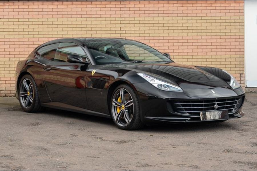 Ferrari GTC4Lusso