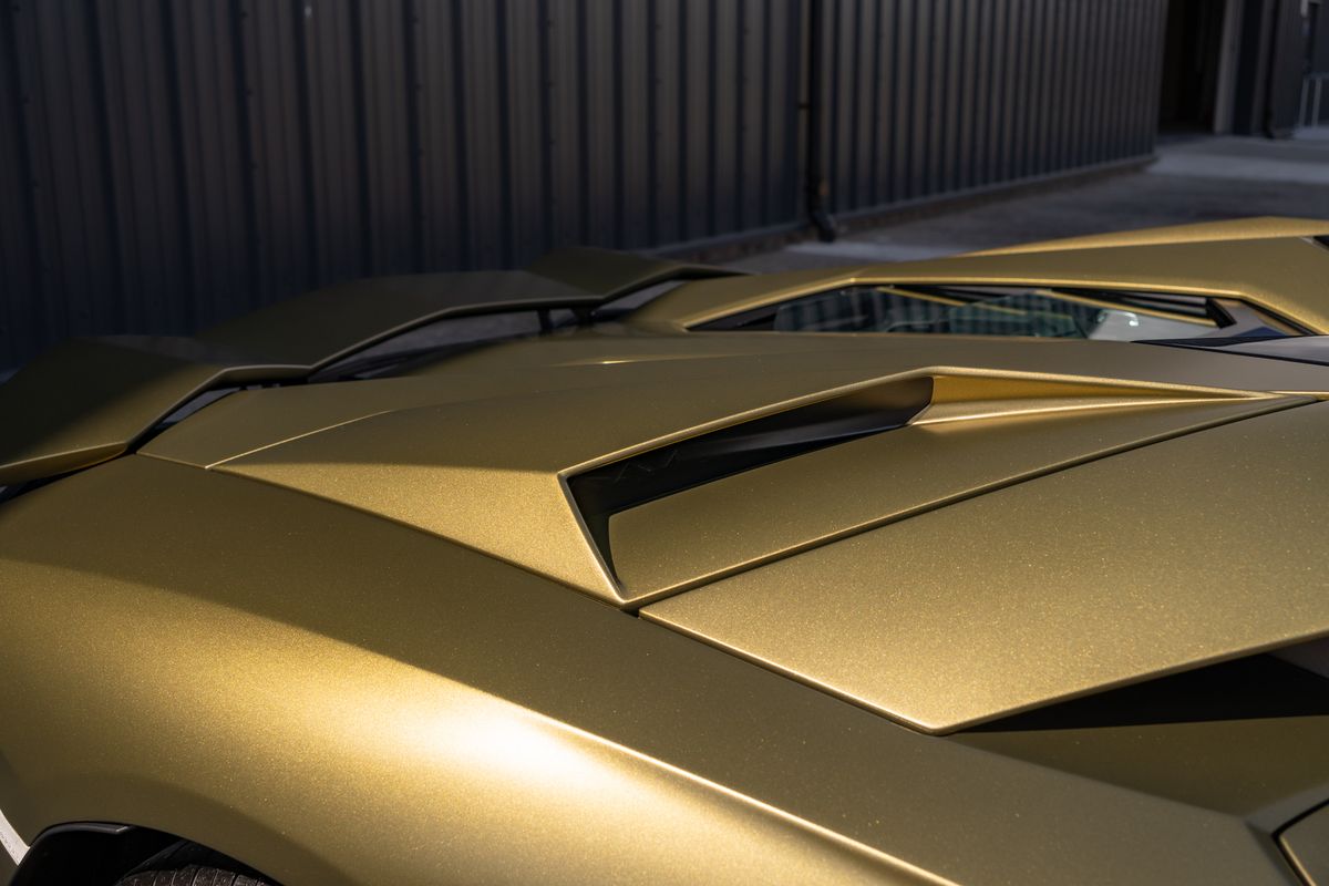 2022 Lamborghini Aventador Ultimae Roadster