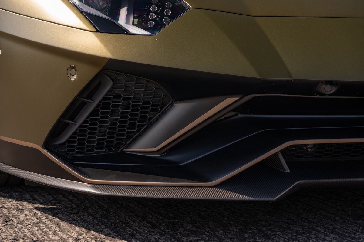 2022 Lamborghini Aventador Ultimae Roadster