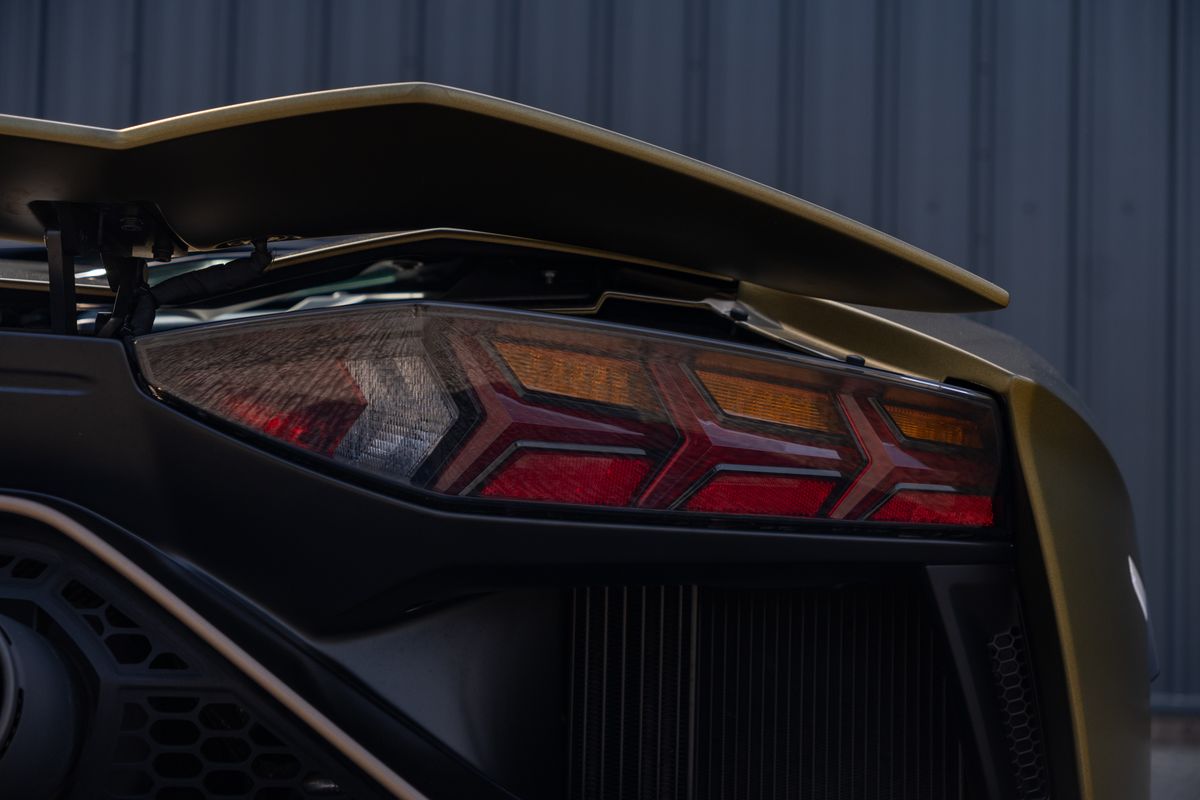 2022 Lamborghini Aventador Ultimae Roadster