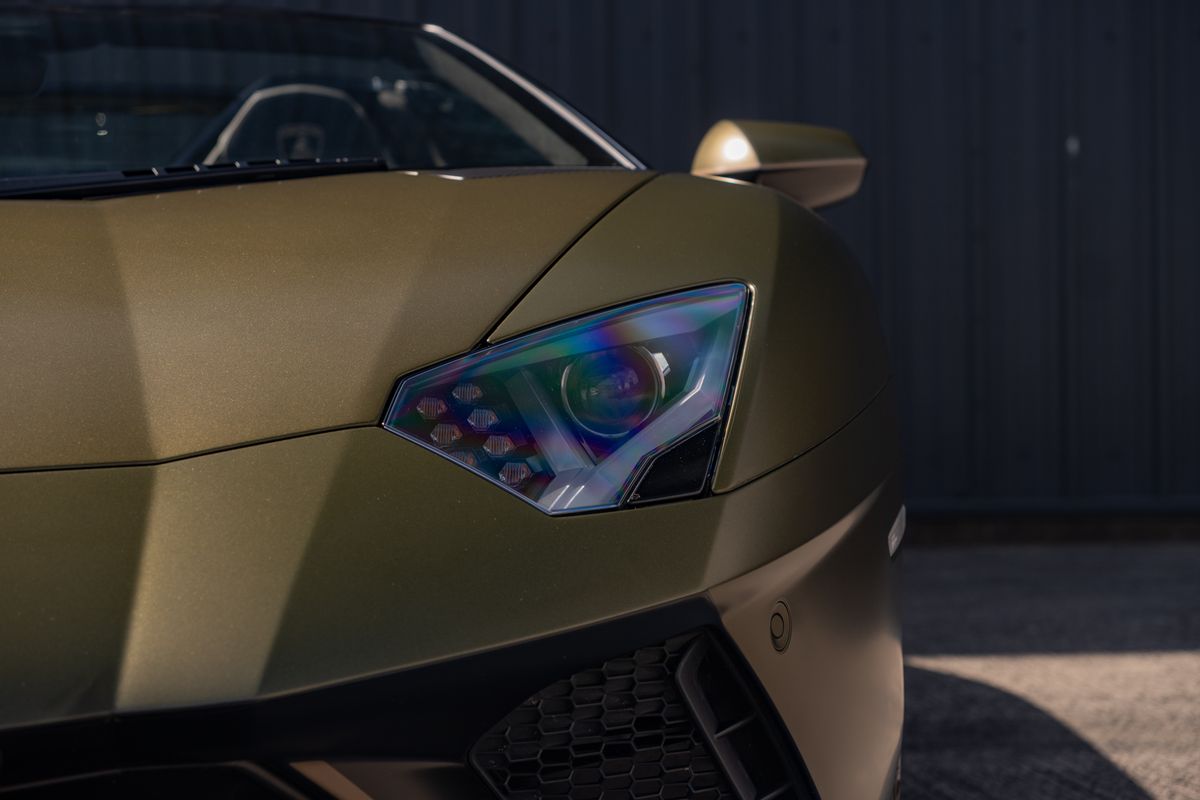2022 Lamborghini Aventador Ultimae Roadster