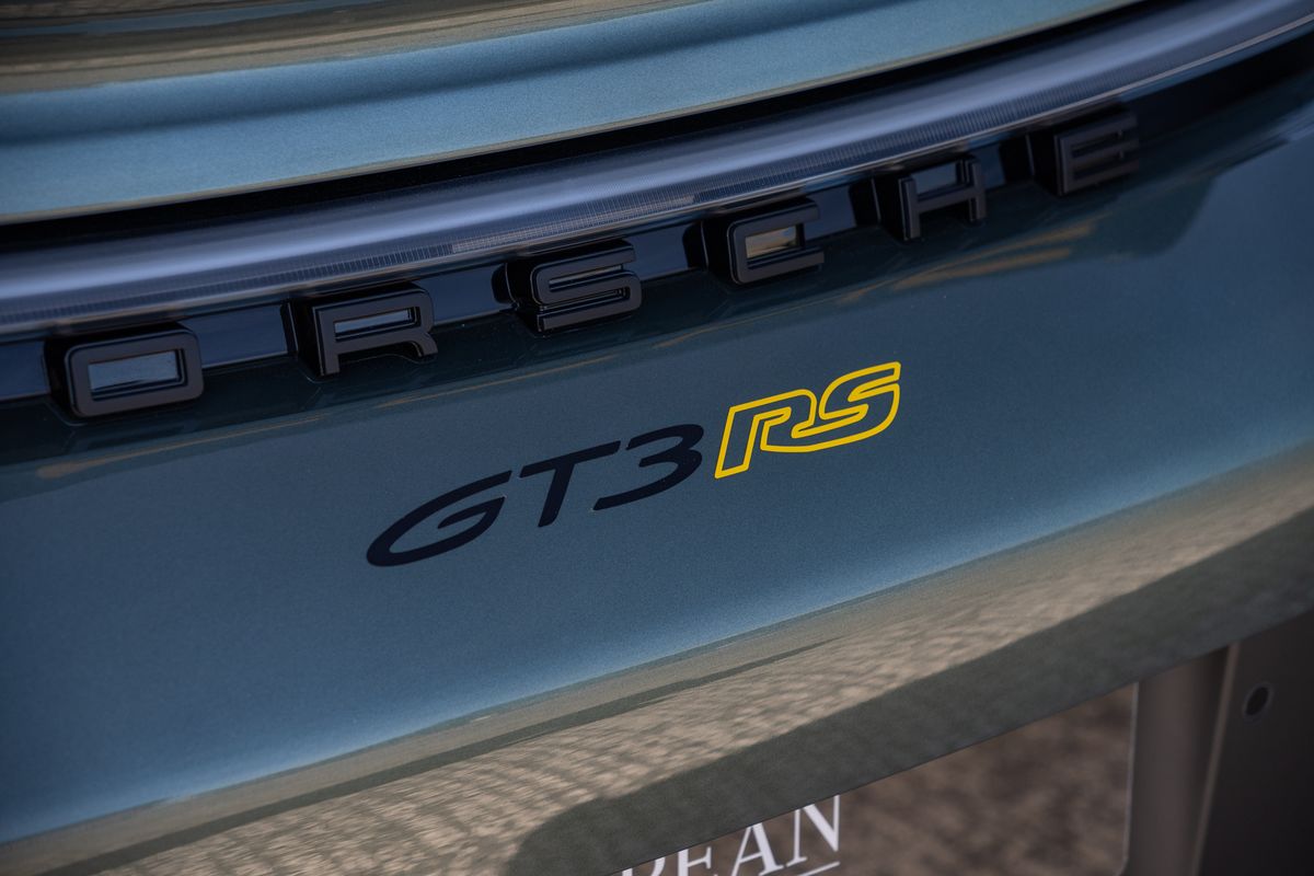 2025 Porsche 911 (992) GT3 RS Weissach