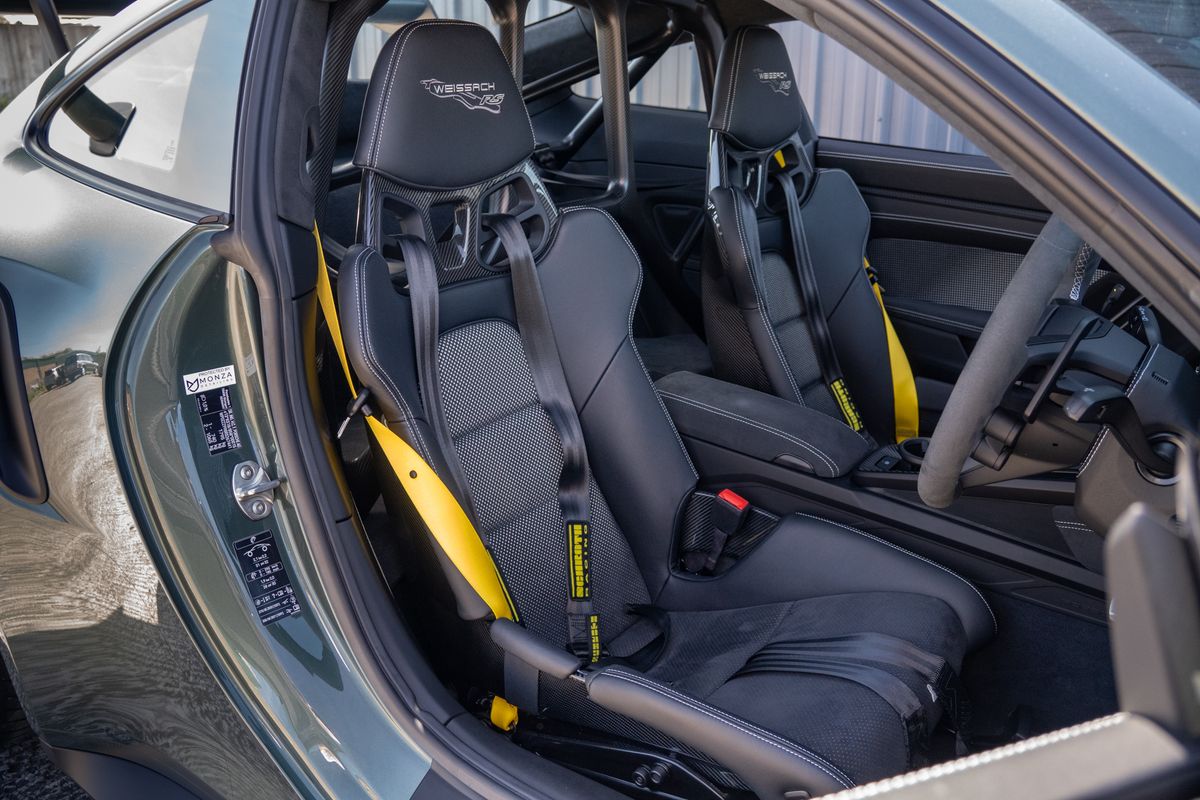 2025 Porsche 911 (992) GT3 RS Weissach