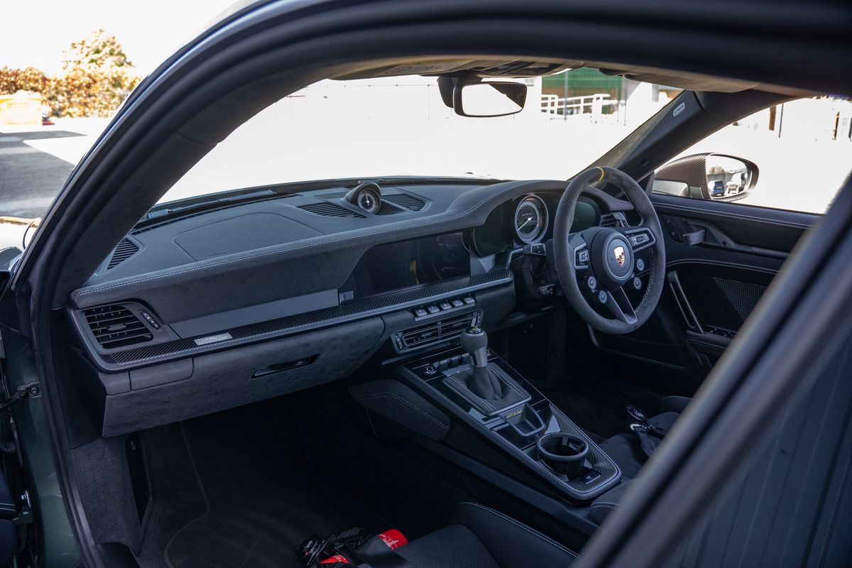 2025 Porsche 911 (992) GT3 RS Weissach