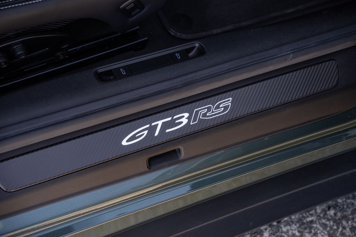 2025 Porsche 911 (992) GT3 RS Weissach