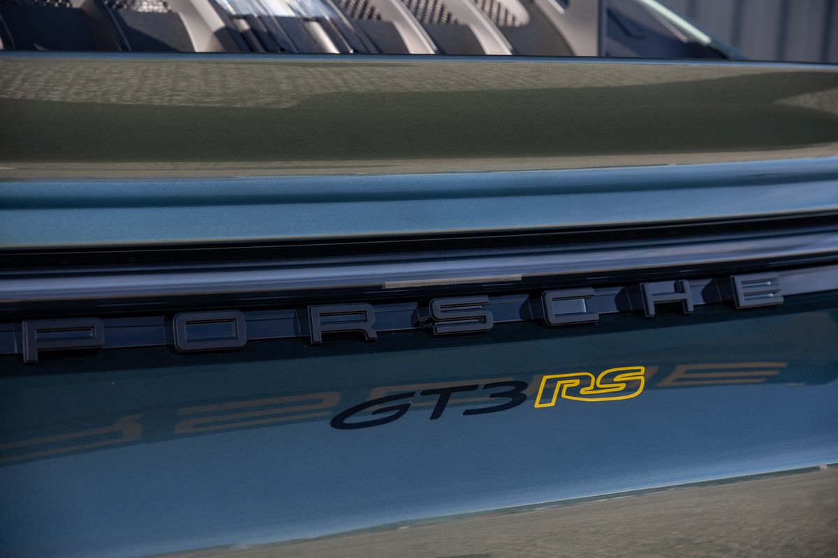 2025 Porsche 911 (992) GT3 RS Weissach