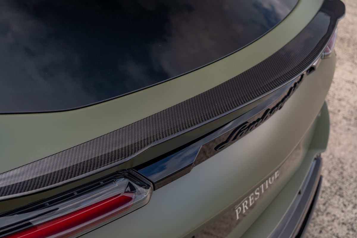 2024 Lamborghini Urus Performante