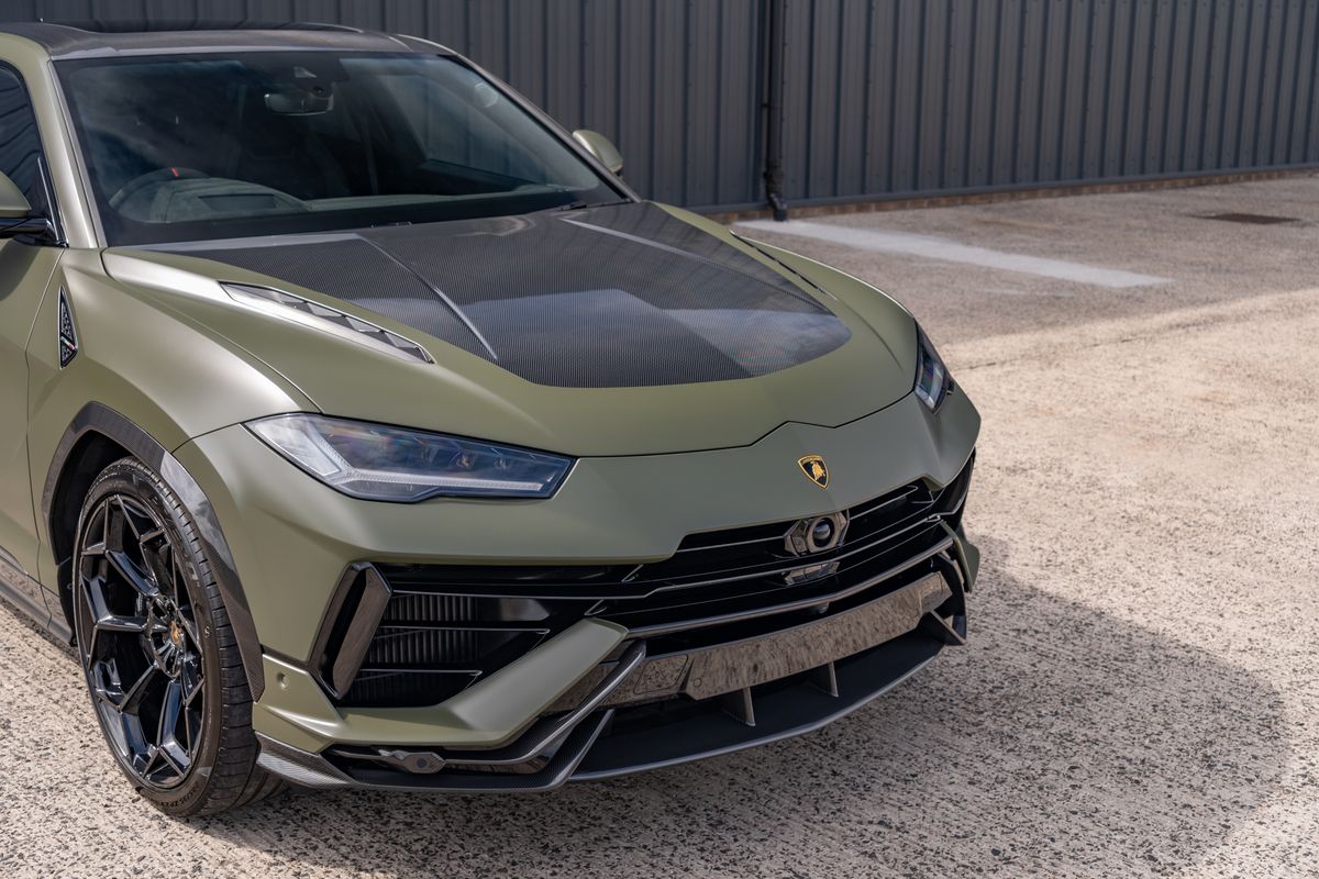 2024 Lamborghini Urus Performante