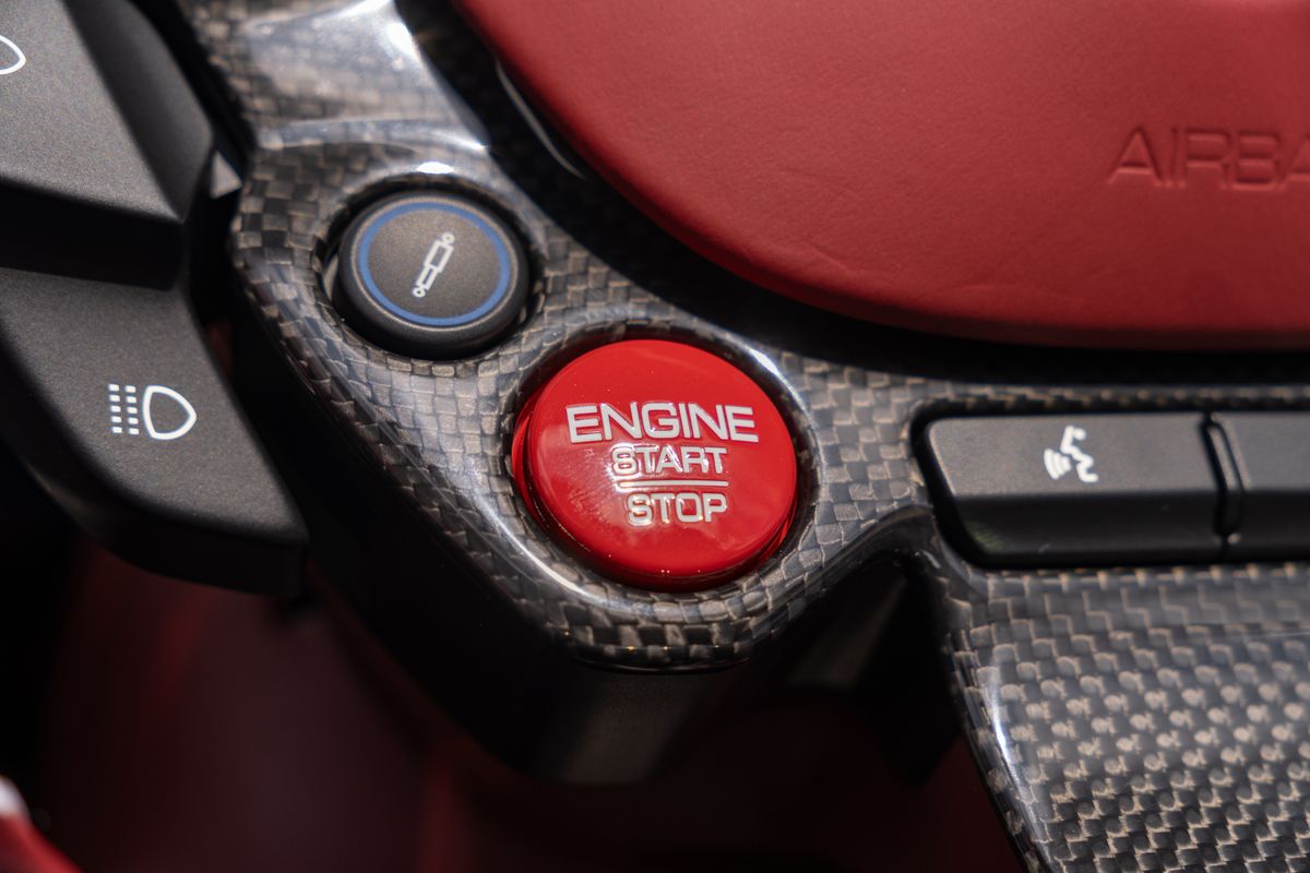 2021 Ferrari 812 GTS