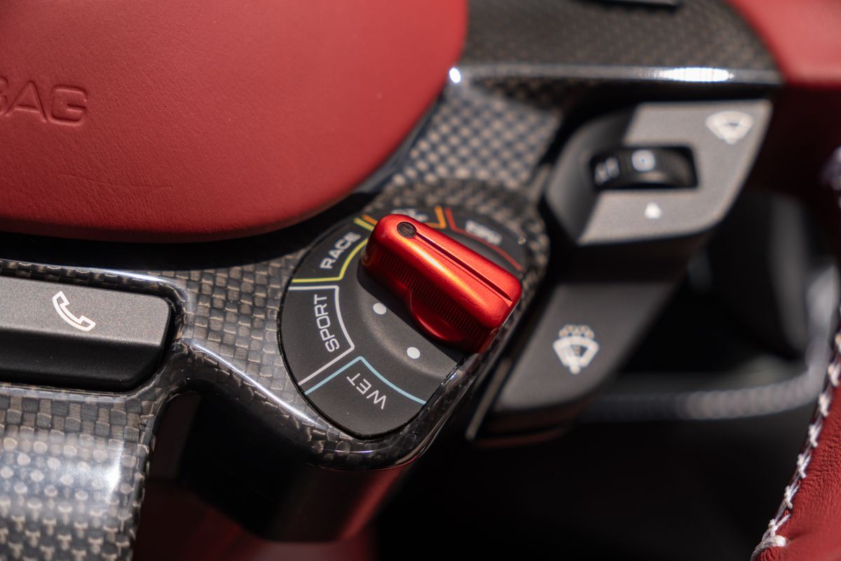 2021 Ferrari 812 GTS