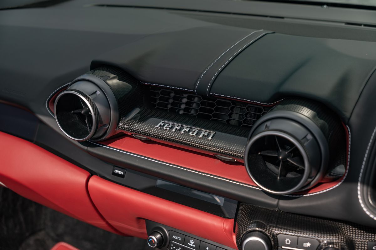 2021 Ferrari 812 GTS
