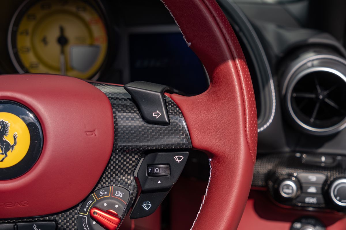2021 Ferrari 812 GTS