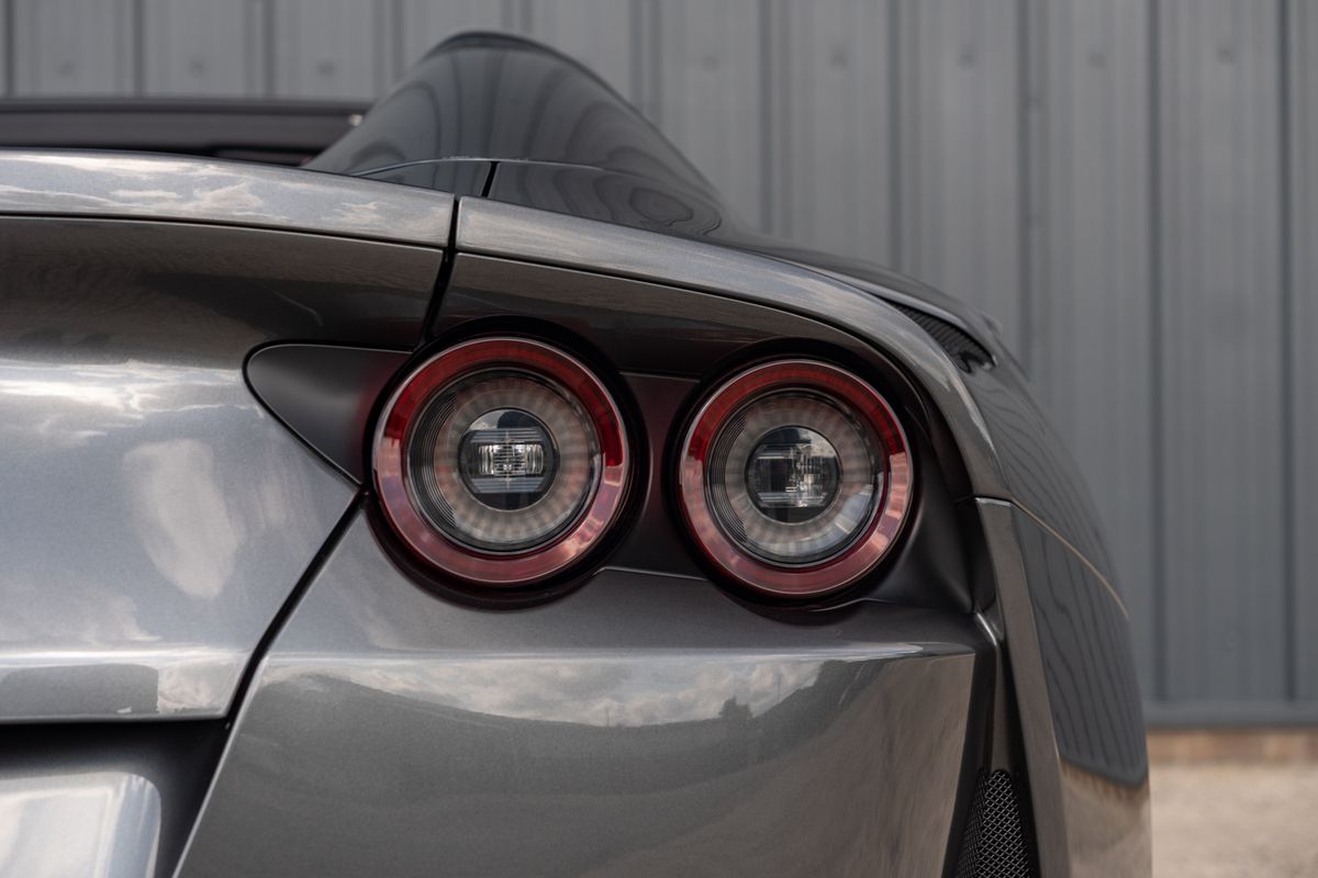 2021 Ferrari 812 GTS