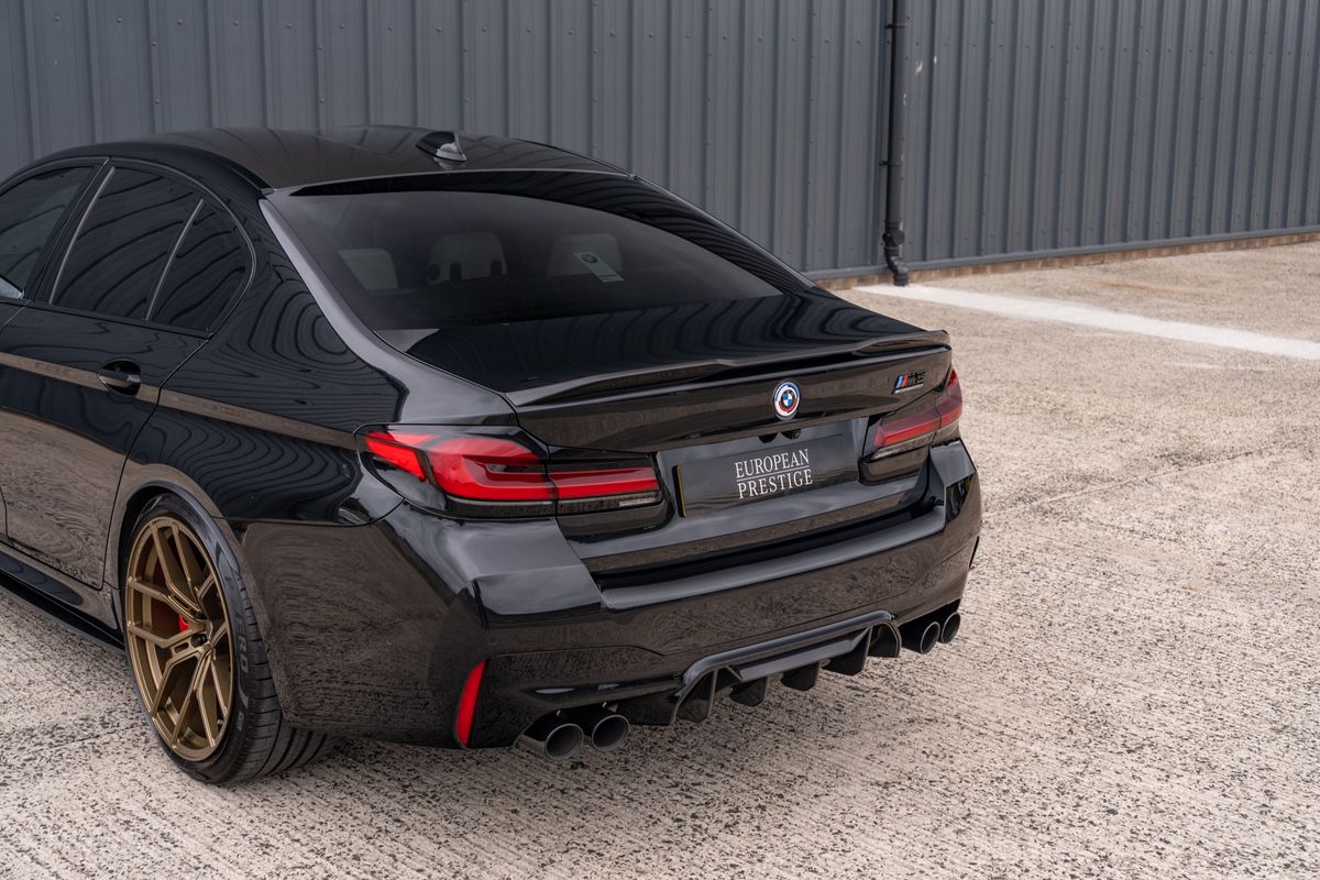 2022 BMW M5 COMPETITION