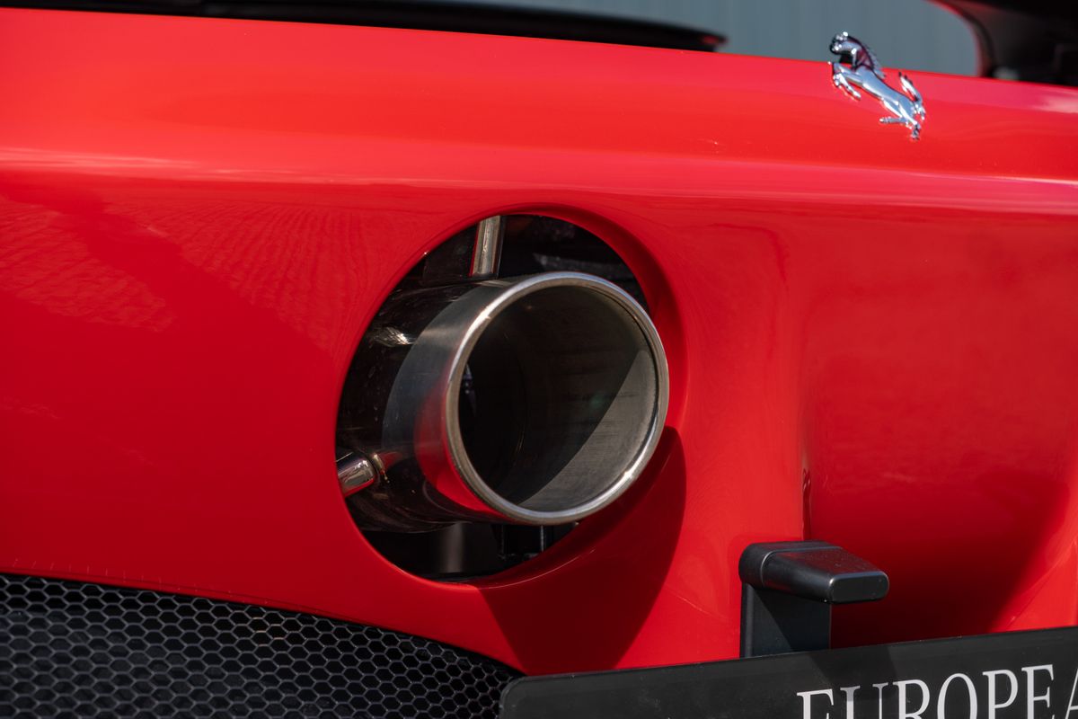 2022 Ferrari SF90 Spider