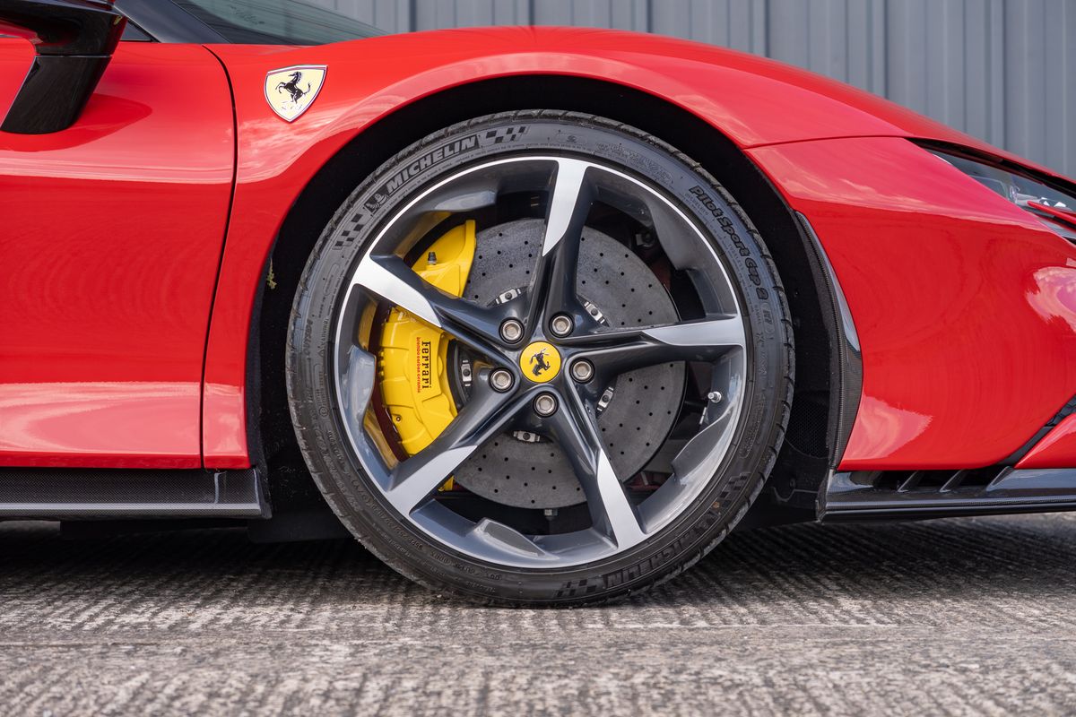 2022 Ferrari SF90 Spider