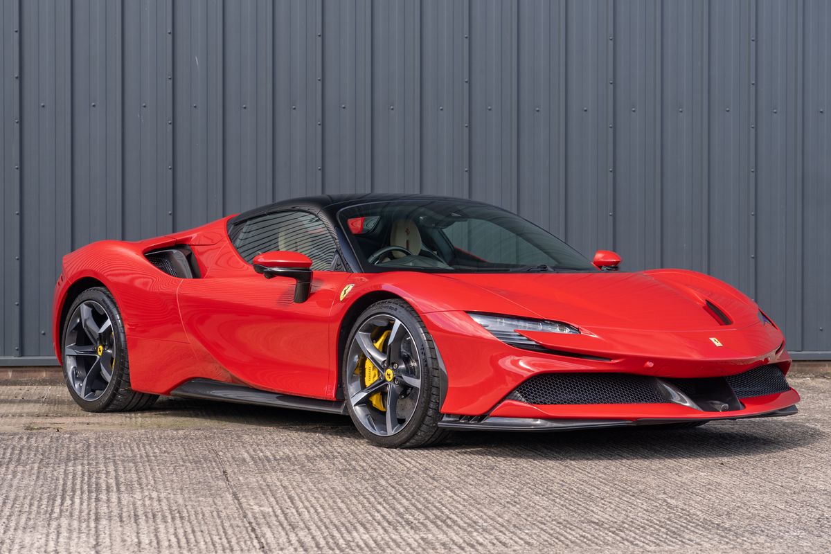 2022 Ferrari SF90 Spider