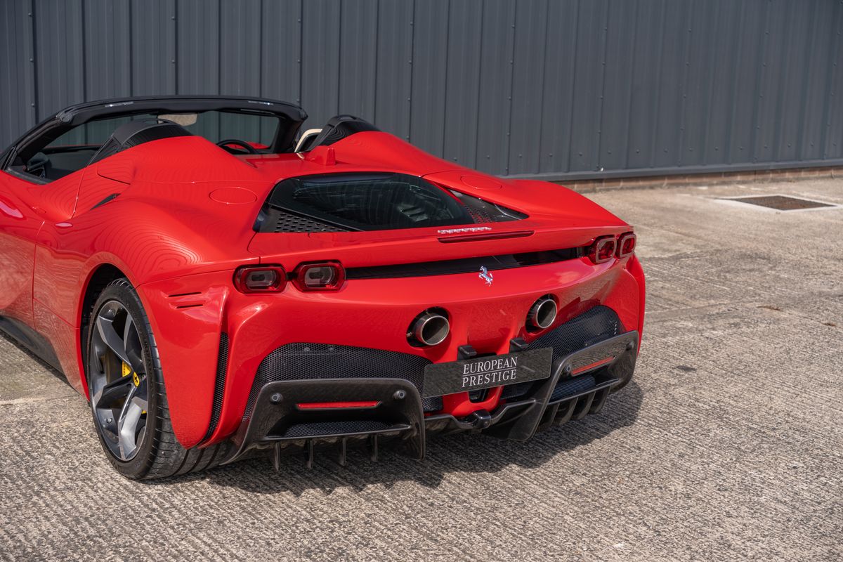 2022 Ferrari SF90 Spider