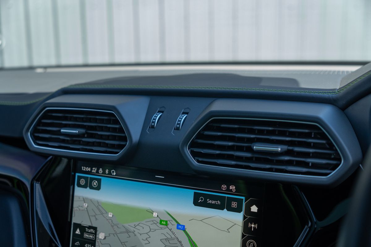 2023 Lamborghini Urus S