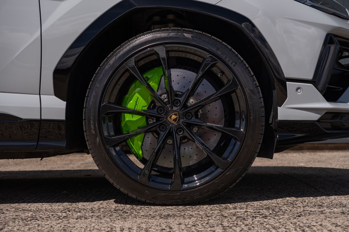 2023 Lamborghini Urus S