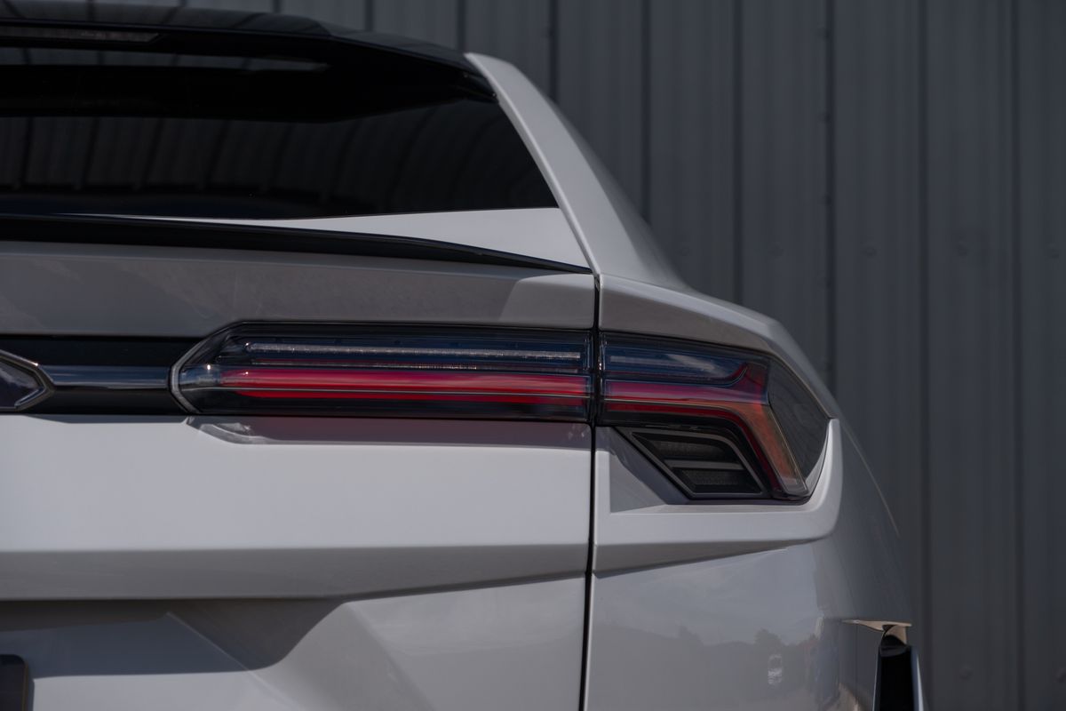 2023 Lamborghini Urus S
