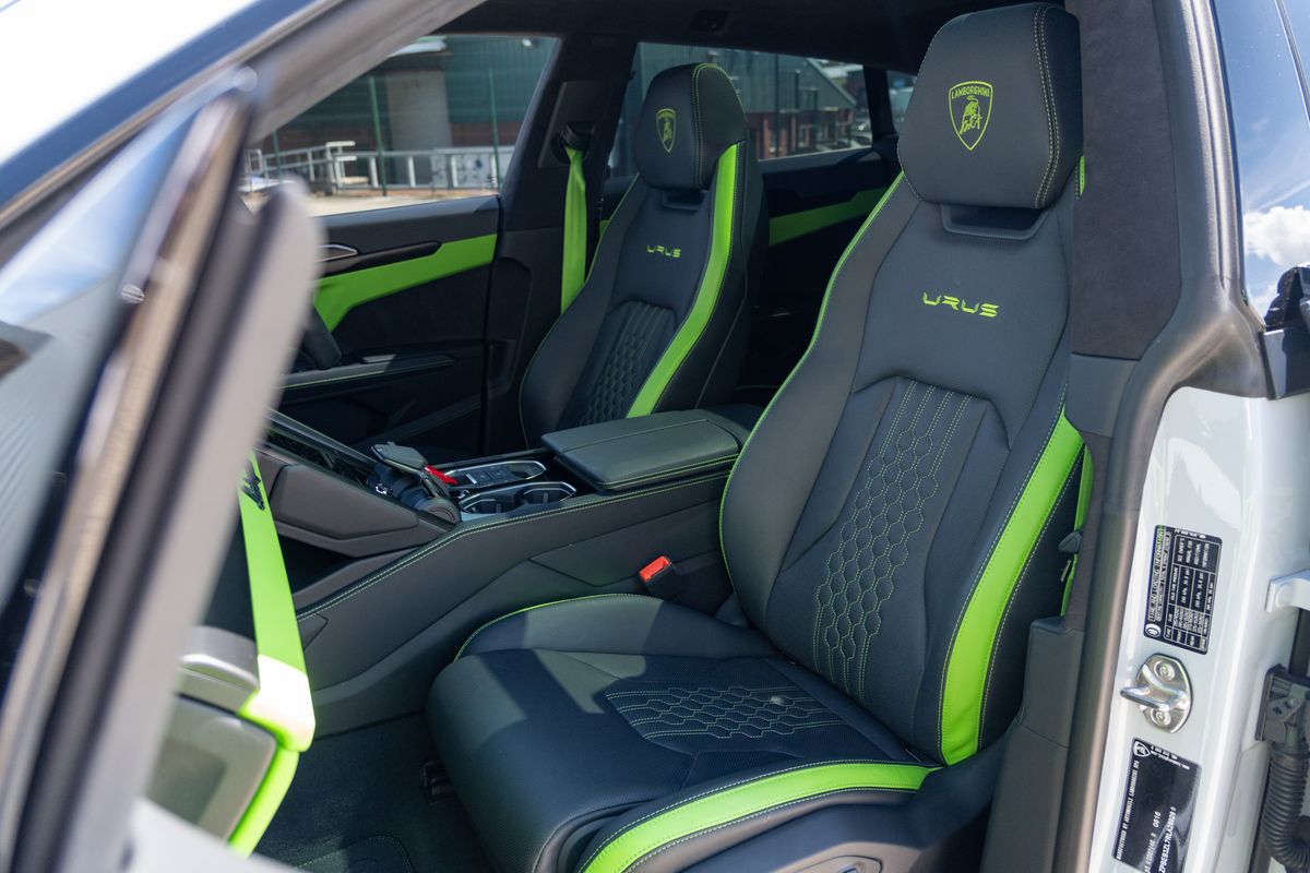 2023 Lamborghini Urus S